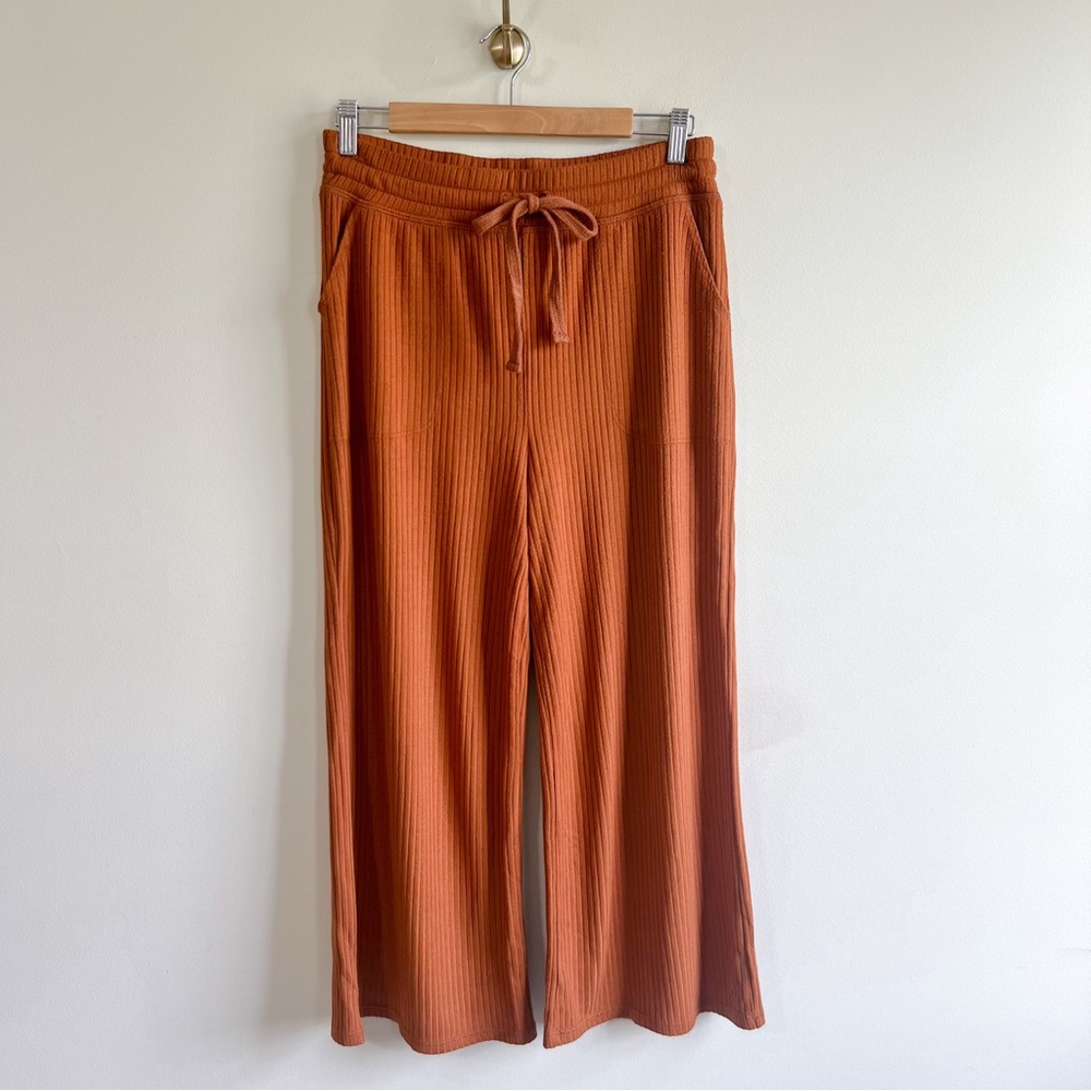 Beyond Yoga Wide Leg Ribbed Lounge Pants in Rust